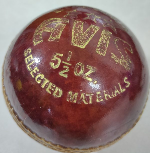 Stanford Avis - Cricket Ball +++ Cheap